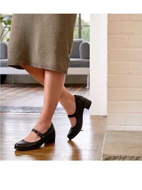 Dansko Callista Black Mary Jane Shoes Size 41 Comfort Work Office